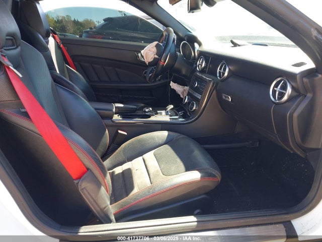 WDDPK6GA2HF132038 Mercedes-Benz Amg Slc 43