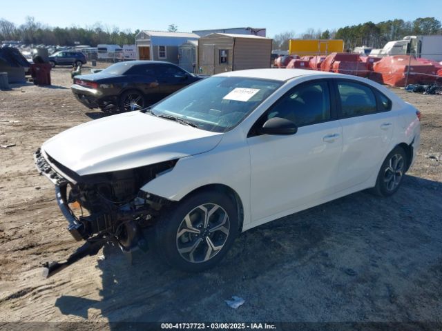 3KPF24ADXME322994 KIA Forte Lxs