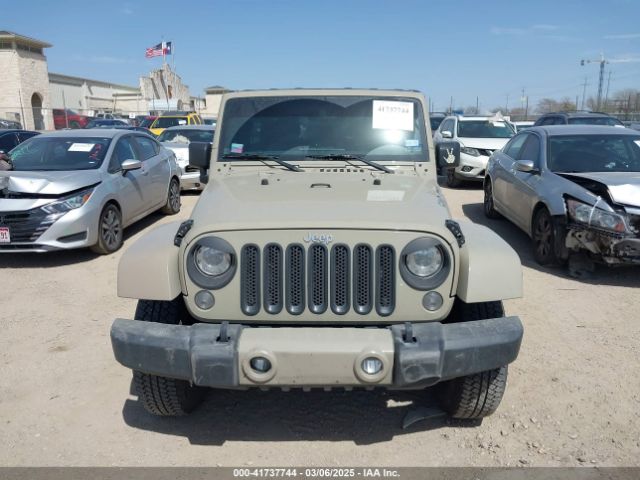 1C4BJWEG2HL722403 Jeep Wrangler Unlimited Sahara 4x4