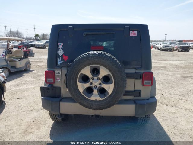 1C4BJWEG2HL722403 Jeep Wrangler Unlimited Sahara 4x4