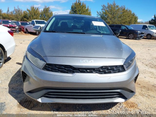 3KPF24AD5PE616176 KIA Forte Lxs