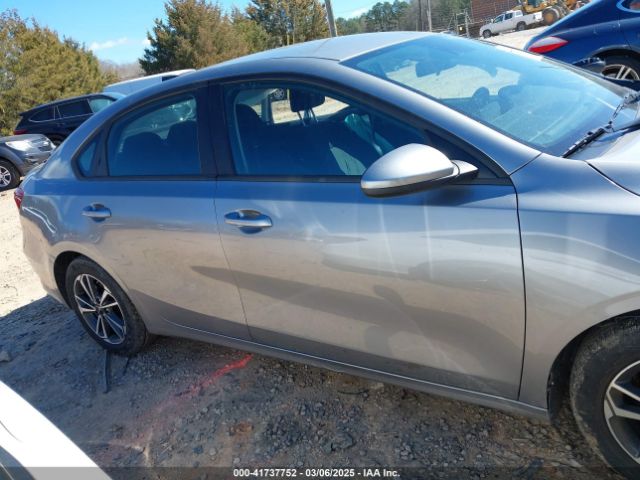 3KPF24AD5PE616176 KIA Forte Lxs