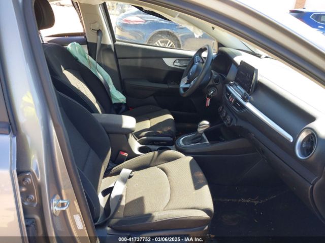 3KPF24AD5PE616176 KIA Forte Lxs