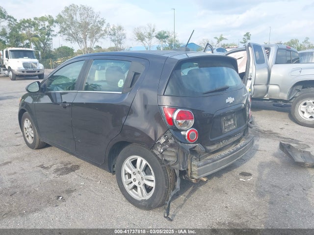 1G1JC6SH2F4161722 Chevrolet Sonic Lt Auto