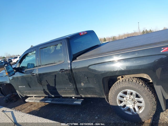 Aukcja sprzedaży 2018 Chevrolet Silverado 3500hd Lt, vin: 1GC4KZCY2JF181330, numer aukcji: 41737966