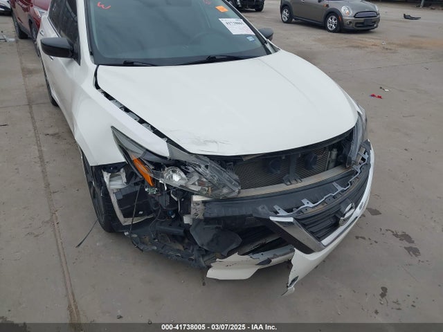 1N4AL3AP5HC270608 Nissan Altima 2.5 Sr