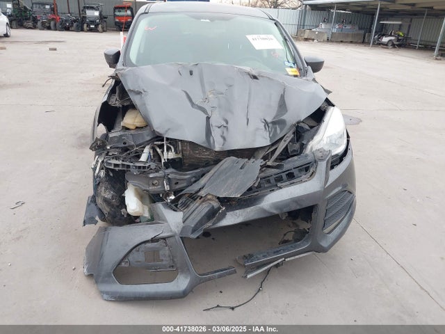 1FMCU0G75GUB84242 Ford ESCAPE SE