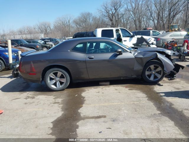2C3CDZAG6KH701632 Dodge Challenger Sxt