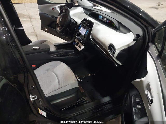 JTDKBRFU2H3044626 Toyota Prius Two