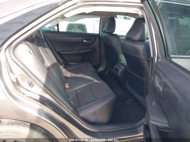 4T1BF1FK5HU410590 Toyota CAMRY SE