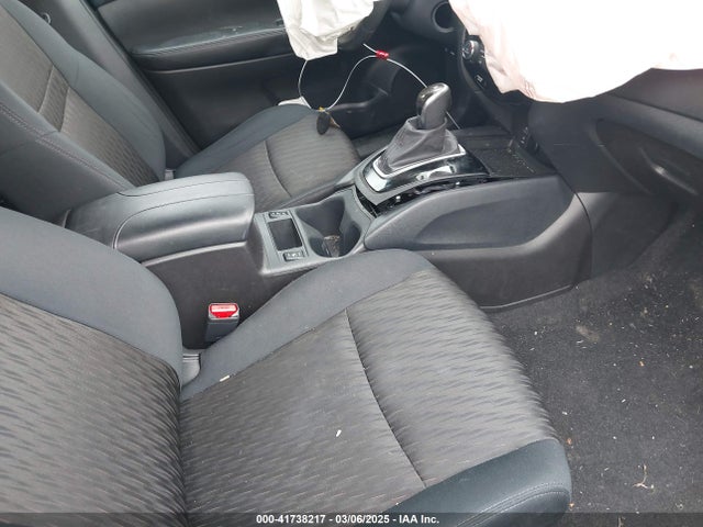 5N1AT2MV9HC897080 Nissan ROGUE SV