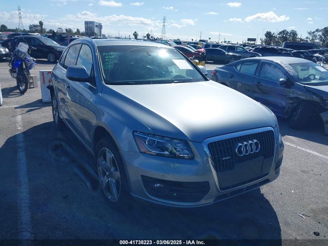 2011 AUDI Q5 WA1LFAFP8BA090897 Photo 0
