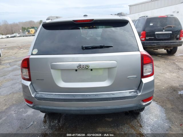 1C4NJCEA8GD612861 Jeep Compass Latitude