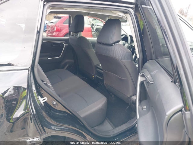 Toyota RAV4 LE 2020 JTMF1RFV1LD064656 Image 8