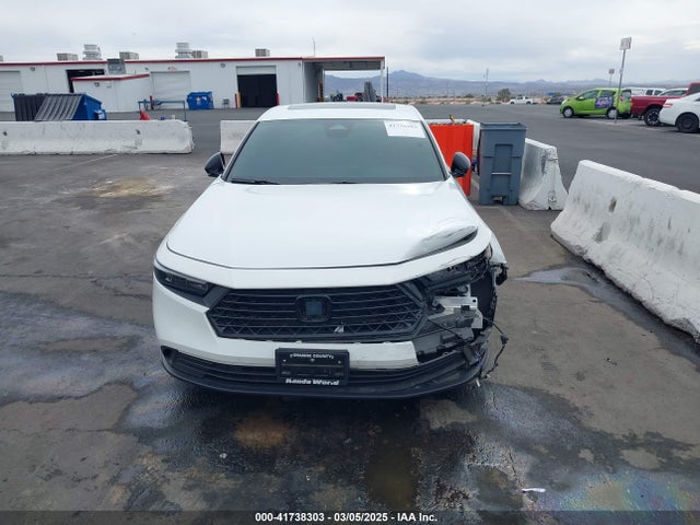 1HGCY2F57PA038884 Honda Accord Hybrid Sport