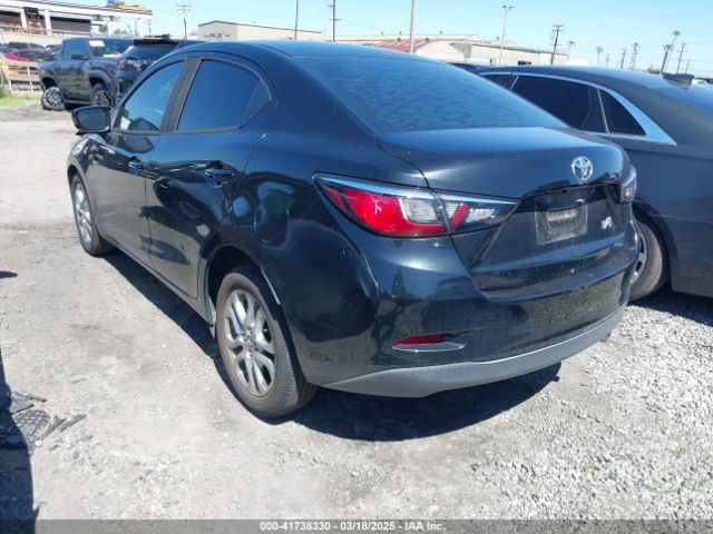 3MYDLBYVXJY317071 Toyota YARIS IA
