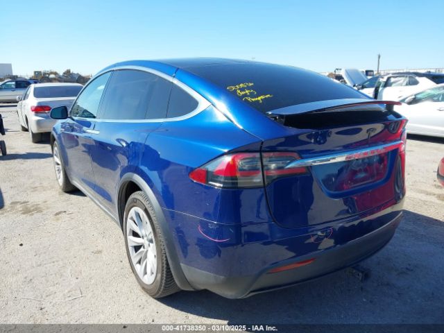 2016 TESLA MODEL X 5YJXCBE25GF002608 Photo 2