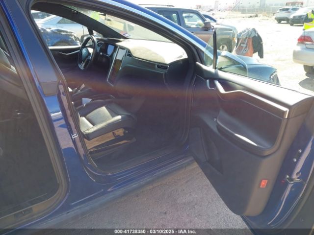 2016 TESLA MODEL X 5YJXCBE25GF002608 Photo 4