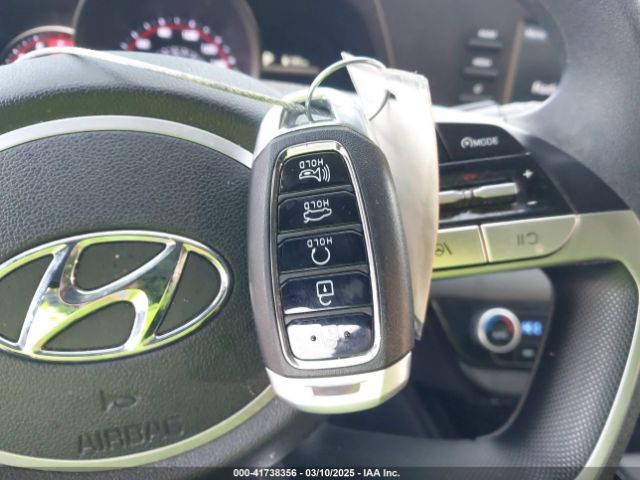 KMHLM4AG0NU240794 Hyundai ELANTRA SEL