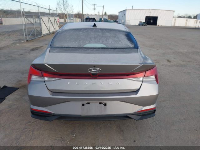 KMHLM4AG0NU240794 Hyundai ELANTRA SEL