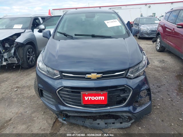 Chevrolet TRAX LS 2019 3GNCJNSB4KL270755 Image 12