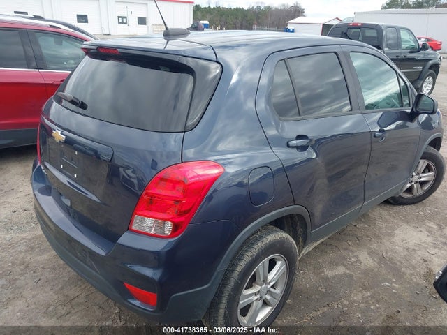 Chevrolet TRAX LS 2019 3GNCJNSB4KL270755 Image 4