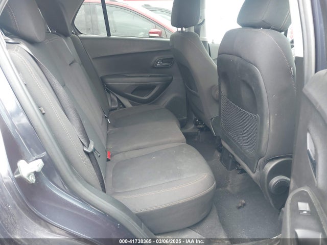 Chevrolet TRAX LS 2019 3GNCJNSB4KL270755 Image 8