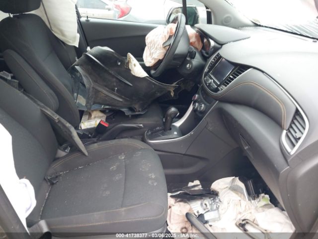 KL7CJNSB2MB312589 Chevrolet Trax Awd Ls