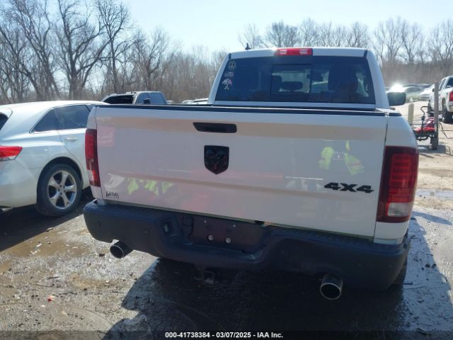 1C6RR7LT5LS114930 RAM 1500 Classic Warlock  4x4 5'7 Box