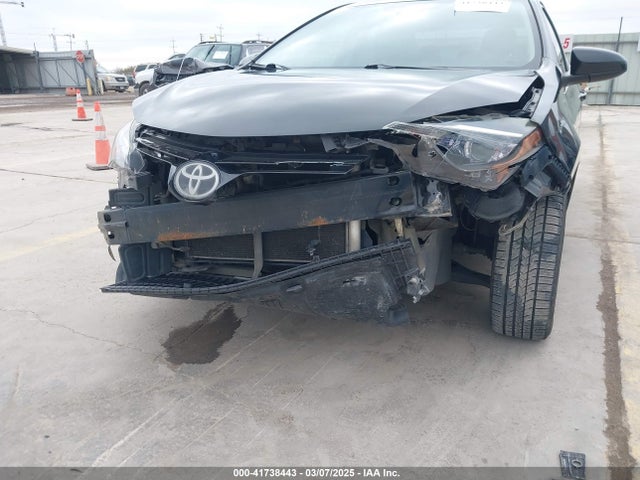 5YFBURHE2HP729622 Toyota COROLLA LE