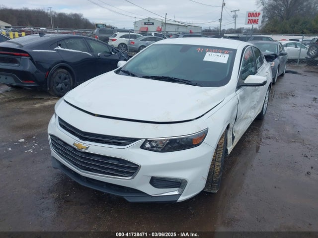 1G1ZD5ST0JF100011 Chevrolet MALIBU LT