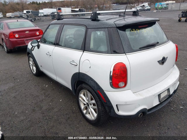2011 MINI COOPER S COUNTRYMAN WMWZC5C58BWL53683 Photo 2