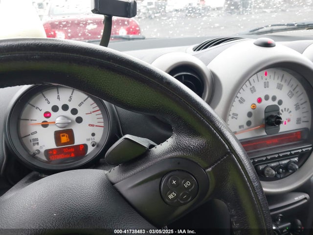2011 MINI COOPER S COUNTRYMAN WMWZC5C58BWL53683 Photo 6