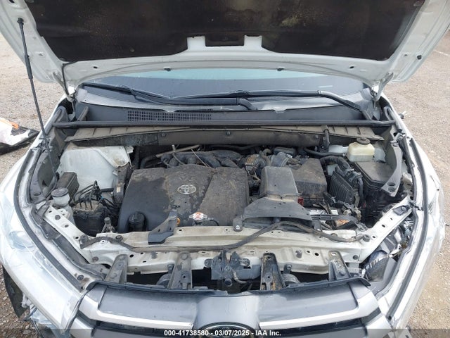 5TDKZRFHXHS523258 Toyota Highlander Xle