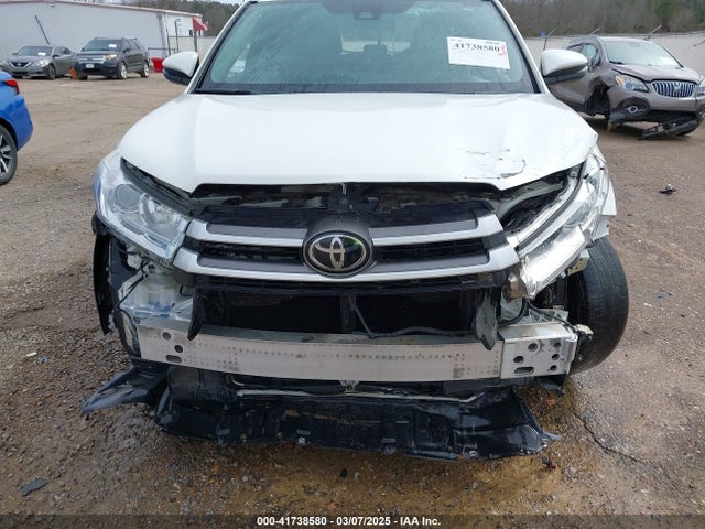 5TDKZRFHXHS523258 Toyota Highlander Xle