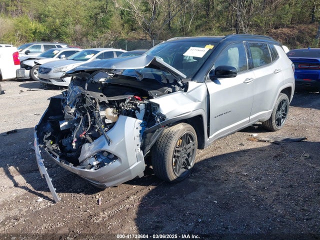 3C4NJDCB1NT207305 Jeep Compass High Altitude 4x4
