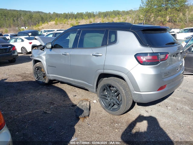 3C4NJDCB1NT207305 Jeep Compass High Altitude 4x4