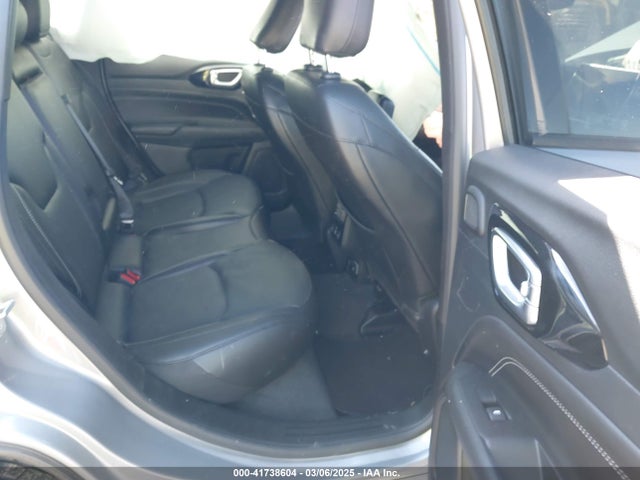3C4NJDCB1NT207305 Jeep Compass High Altitude 4x4