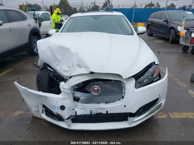 SAJWA0FS4FPU87673 Jaguar Xf 2.0t Premium