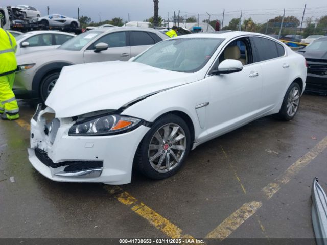 2015 JAGUAR XF SAJWA0FS4FPU87673 Photo 1