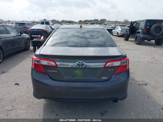 4T1BD1FK2EU100303 Toyota Camry Hybrid Xle