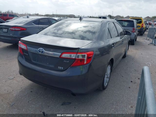 4T1BD1FK2EU100303 Toyota Camry Hybrid Xle