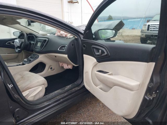 2016 CHRYSLER 200 1C3CCCAB8GN169965 Photo 4