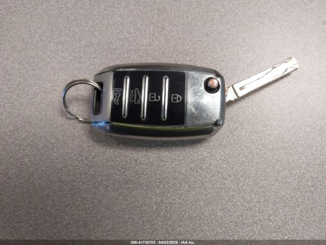 5XXGM4A75FG465435 KIA Optima Lx