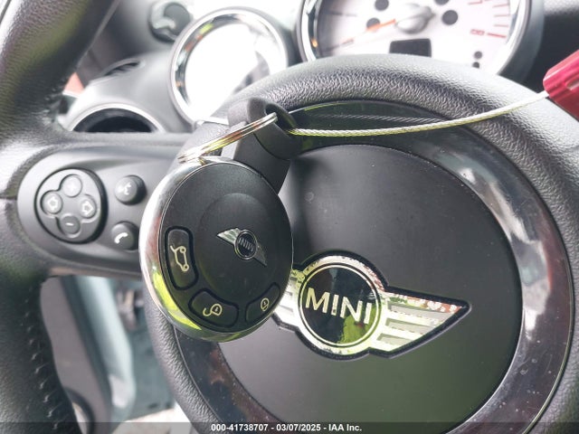 2011 MINI COOPER S WMWZP3C5XBTX84469 Photo 10