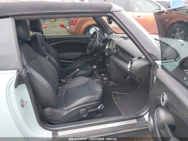 2011 MINI COOPER S WMWZP3C5XBTX84469 Photo 4