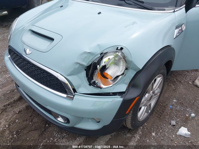 2011 MINI COOPER S WMWZP3C5XBTX84469 Photo 5