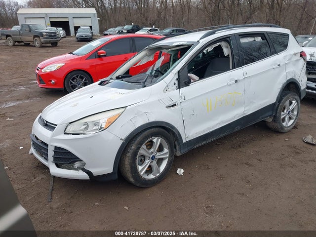 1FMCU9G9XEUA44349 Ford ESCAPE SE