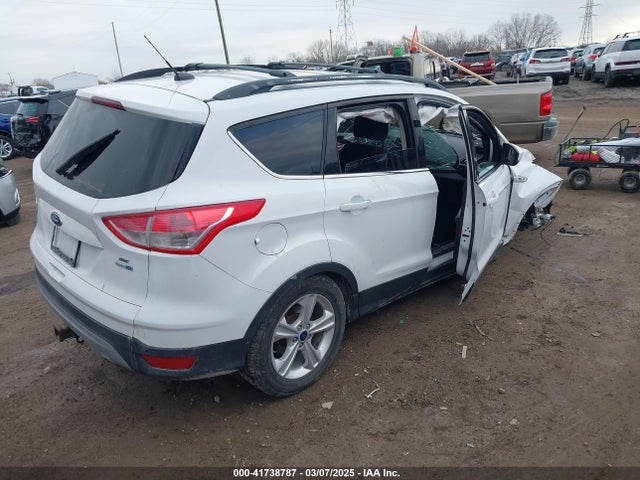 1FMCU9G9XEUA44349 Ford ESCAPE SE