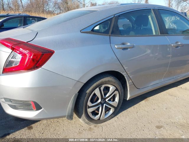 2HGFC2F57HH522861 Honda Civic Lx